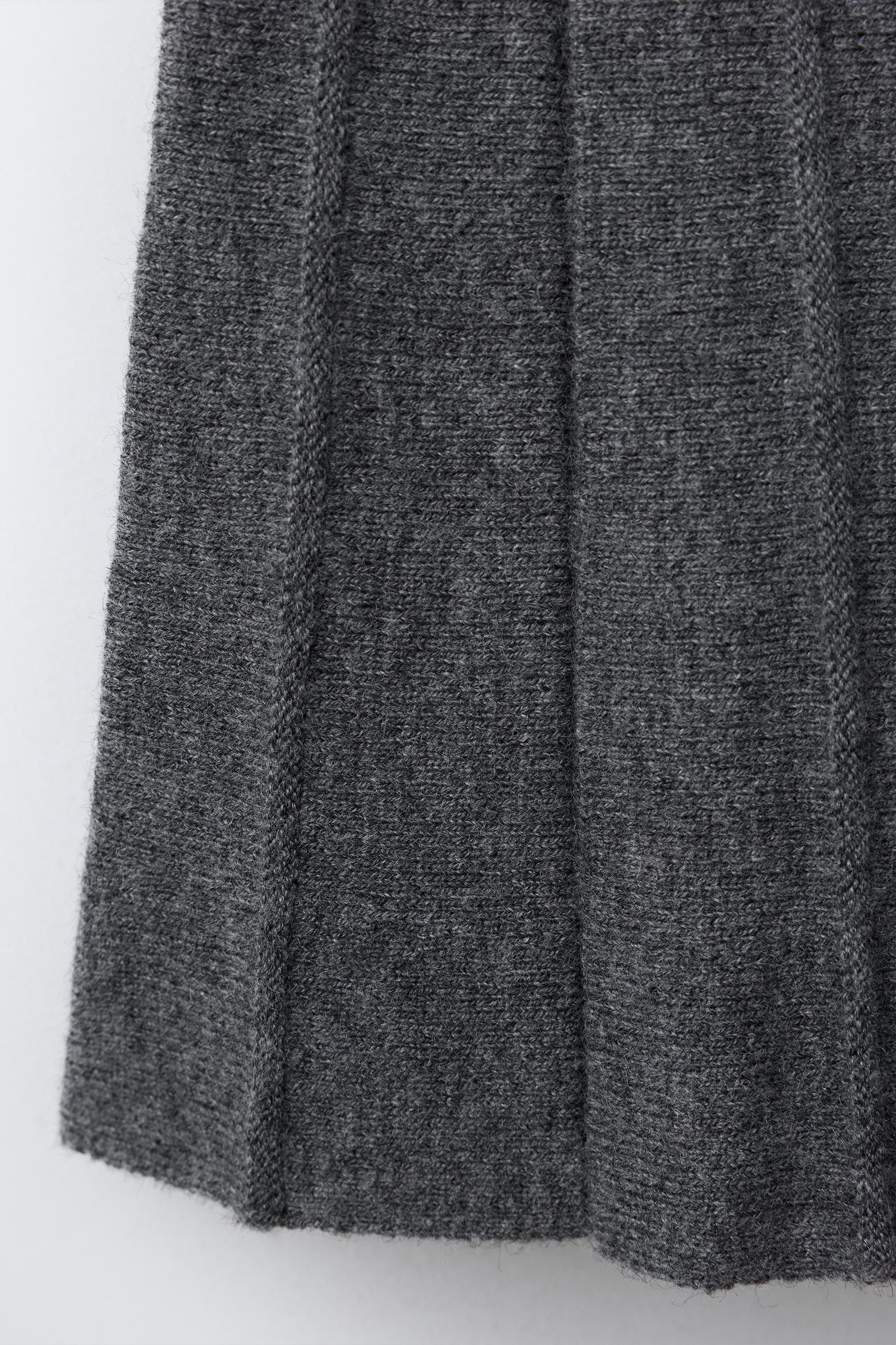 WOOL BLEND KNIT SKIRT WITH BOX PLEATS
